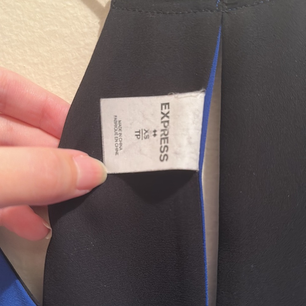 Blue blouse from Express - Picture 4 of 4